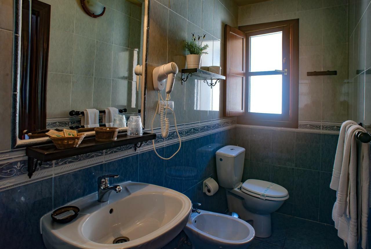 Hotel Rural "Corru San Pumes" Mestas De Con Luaran gambar